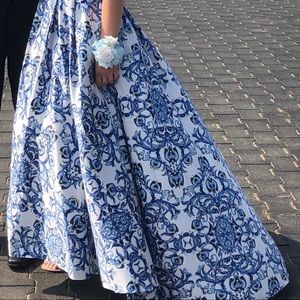 Beautiful prom dress